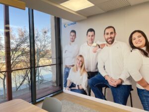 Fotomural en impresión digital sobre vinilo en oficinas Ilunion Once #Zaragoza