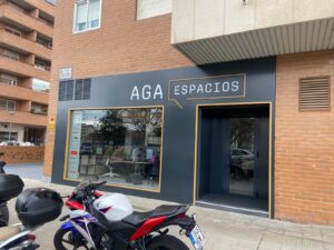 Rótulos y Forrado de Fachada